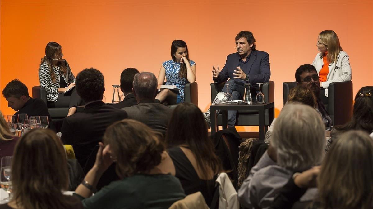 zentauroepp45826548 cornell  de llobregat 09 11 2018 debate organizado por corne181109202329