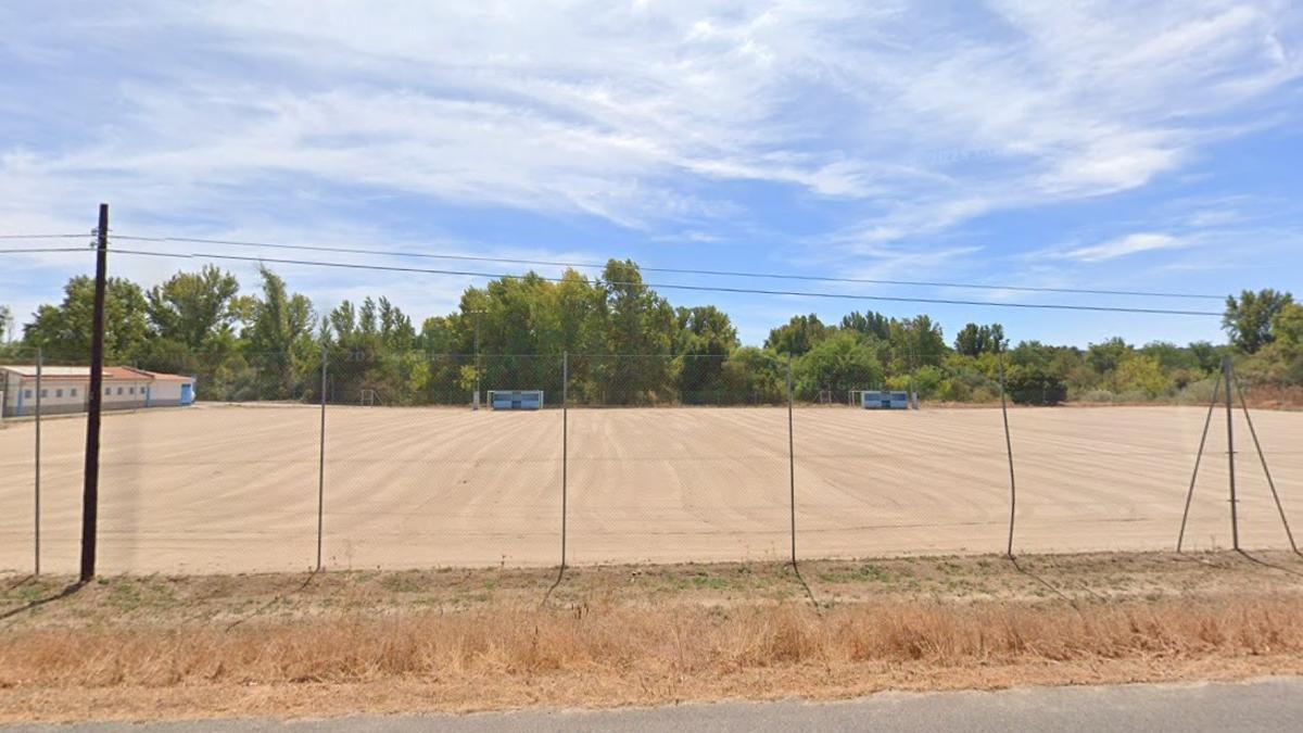 Terreno donde se hará el nuevo campo de fútbol en Coria.