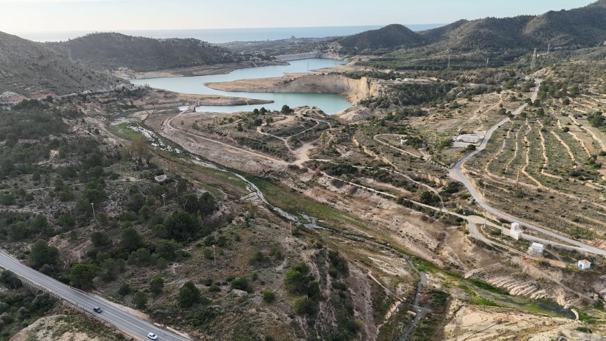 El agua en la Marina Baixa ha sido un recurso limitado y su garantía ha obligado a una mejor eficiencia