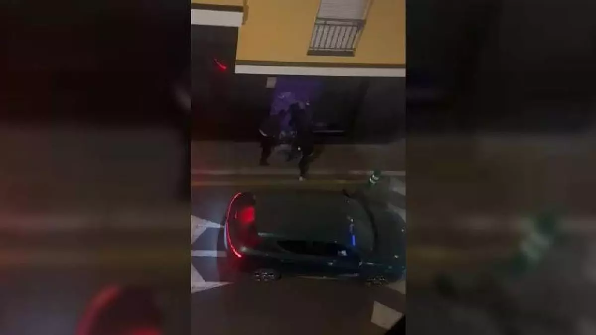 Varios ladrones asaltan una cafetería en Tenerife