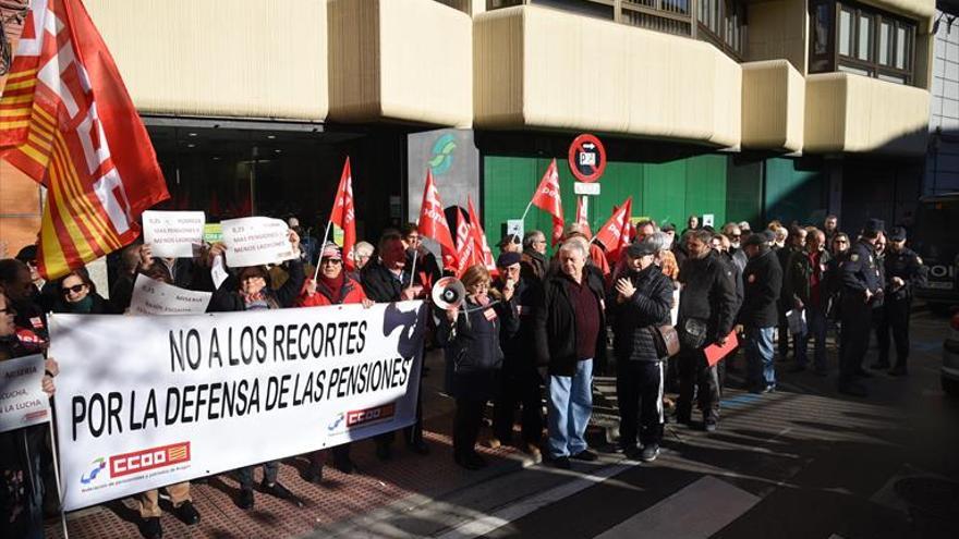 «Rajoy nos roba la pensión»