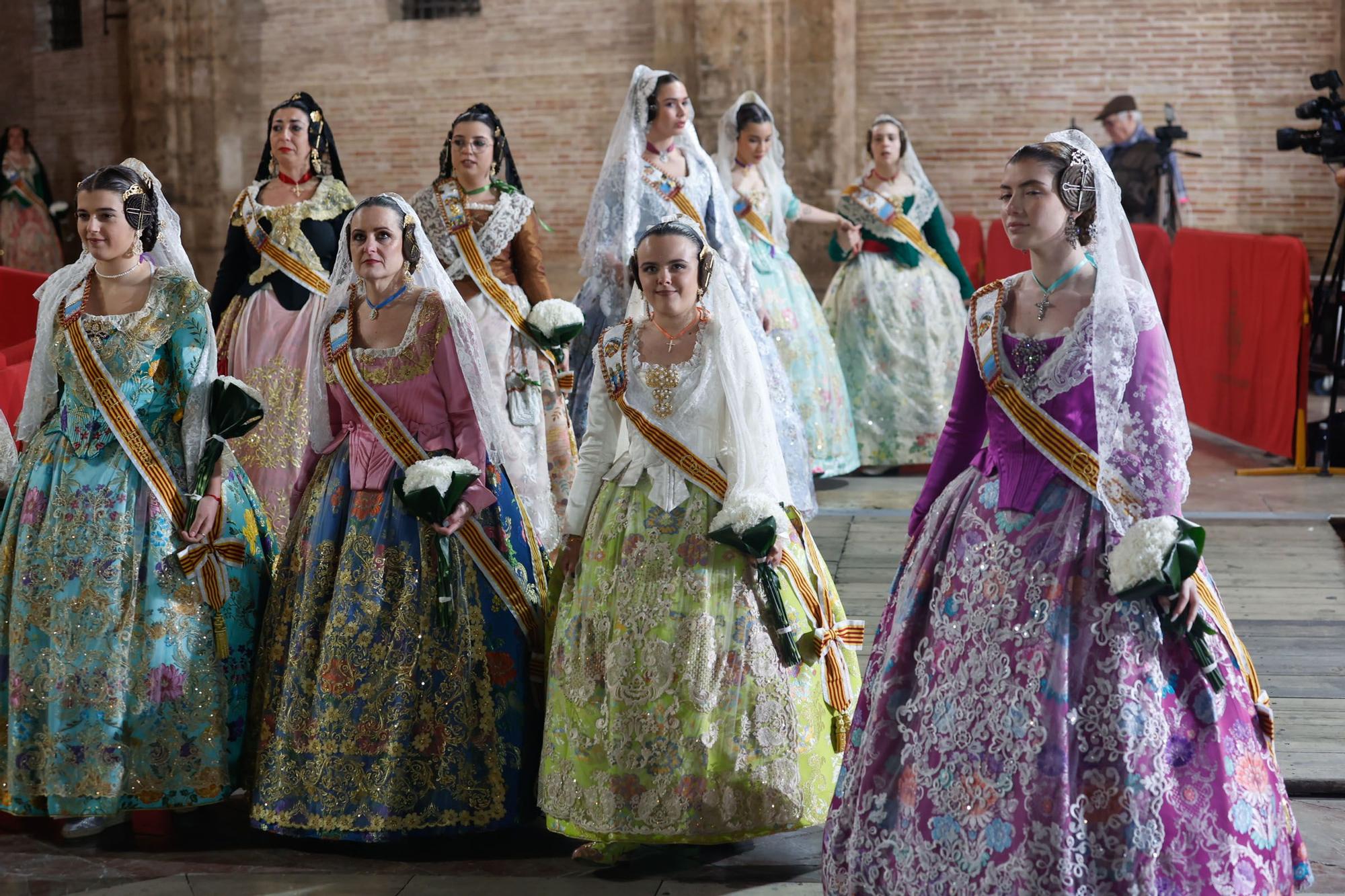 Búscate en el primer día de la Ofrenda en la calle de la Paz entre las 23 y las 24 horas