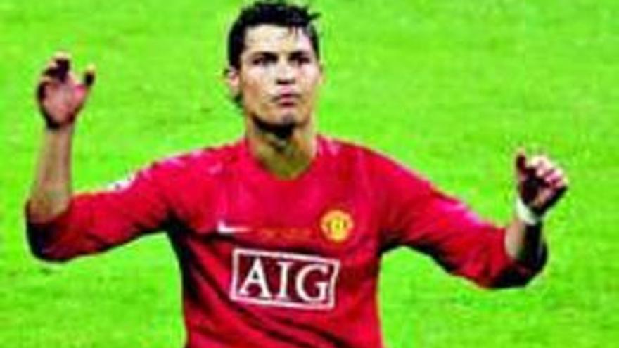 Ronaldo planta al Madrid y sigue en el Manchester