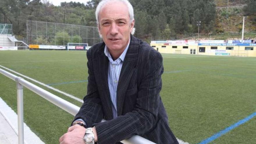 José Manuel Fernández, presidente de la Unión Deportiva Barbadás. // Iñaki Osorio