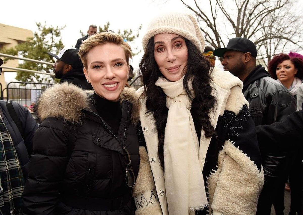 Cher y Sacarlett Johansson, juntas en la Women's March