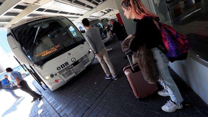 La Generalitat habilita la línea de autobús entre la Hoya de Buñol y València