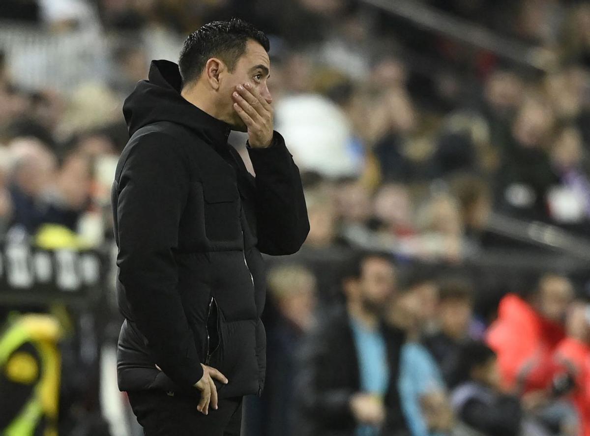 Xavi Hernández, durante el Valencia-Barça jugado en Mestalla.