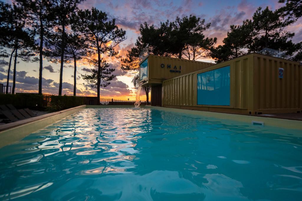 Ohai Nazaré apuesta por darle una segunda vida a estos contenedores de barco.