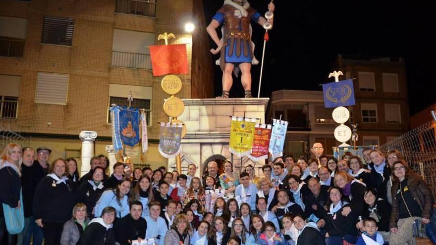 La falla Pensat i Fet se alza con el primer premio en la Vall