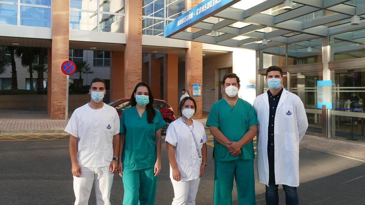 Miembros del servicio de cirugía maxilofacial del Hospital San Juan de Dios de Córdoba, encabezado por el doctor Alberto Candau.