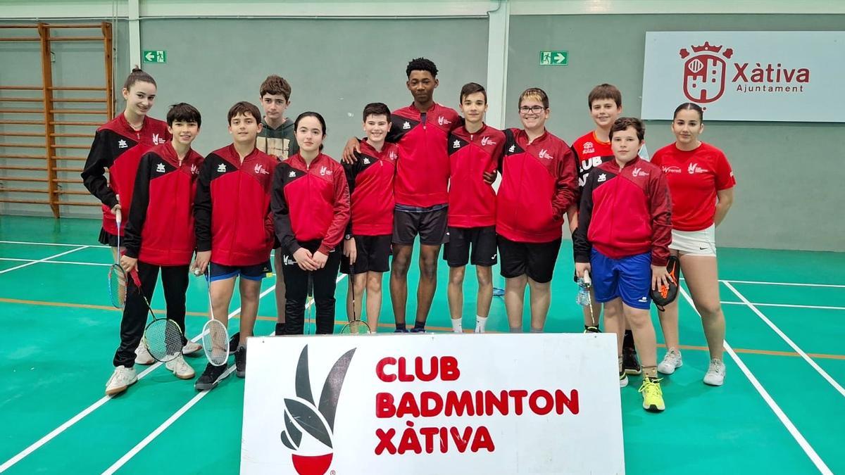 Participantes del CB Xàtiva en la jornada de la fase clasificatoria de los “Jocs Esportius de la Comunitat Valenciana” en la categoría infantil