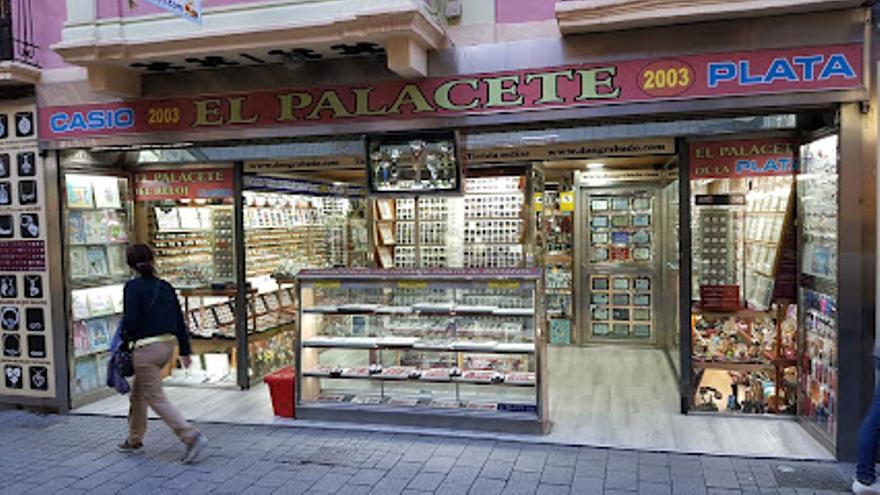 El palacete Albacete, joyería centrada en personalizaciones