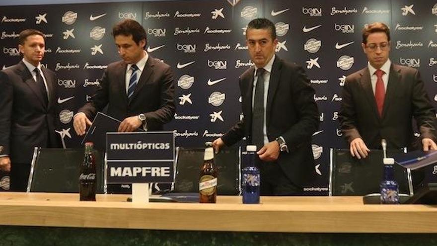 Ángel Lara, Pedro González Segura, Javier Pinto y Luis Jiménez, durante la comparecencia en la sala de prensa de La Rosaleda.