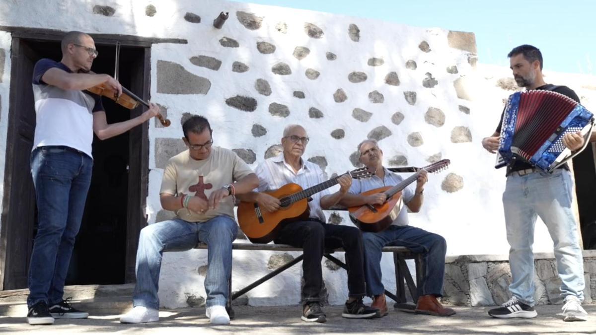 'Orígenes, José Manuel Ramos' profundiza en el legado cultural y las tradiciones vivas de La Aldea de San Nicolás