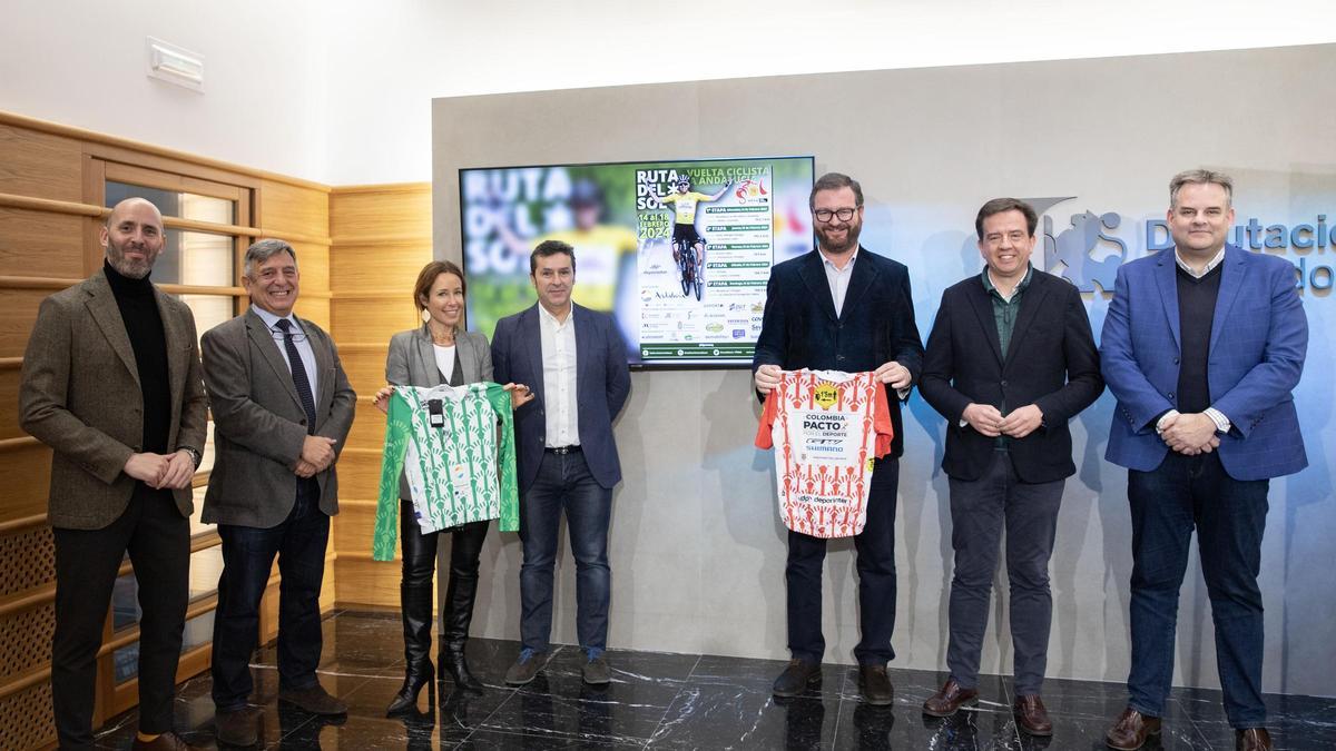 La presentación de La Vuelta a Andalucía en la Diputación de Córdoba.