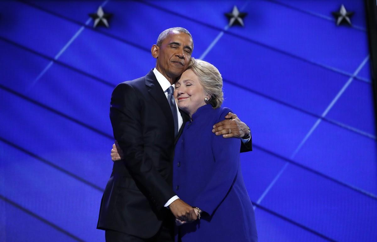 Obama passa la seva torxa a Clinton