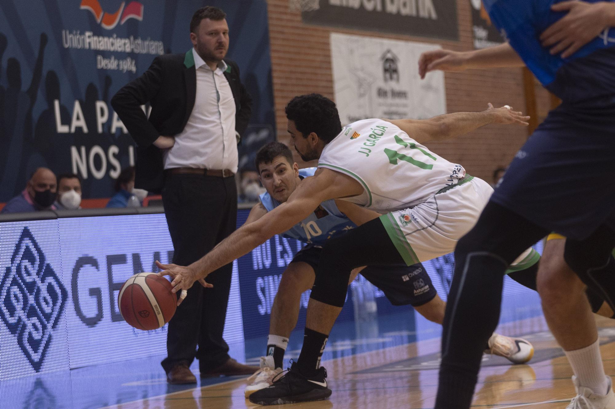 Nuevo recital del Oviedo Baloncesto: gana al Castelló por 91-77