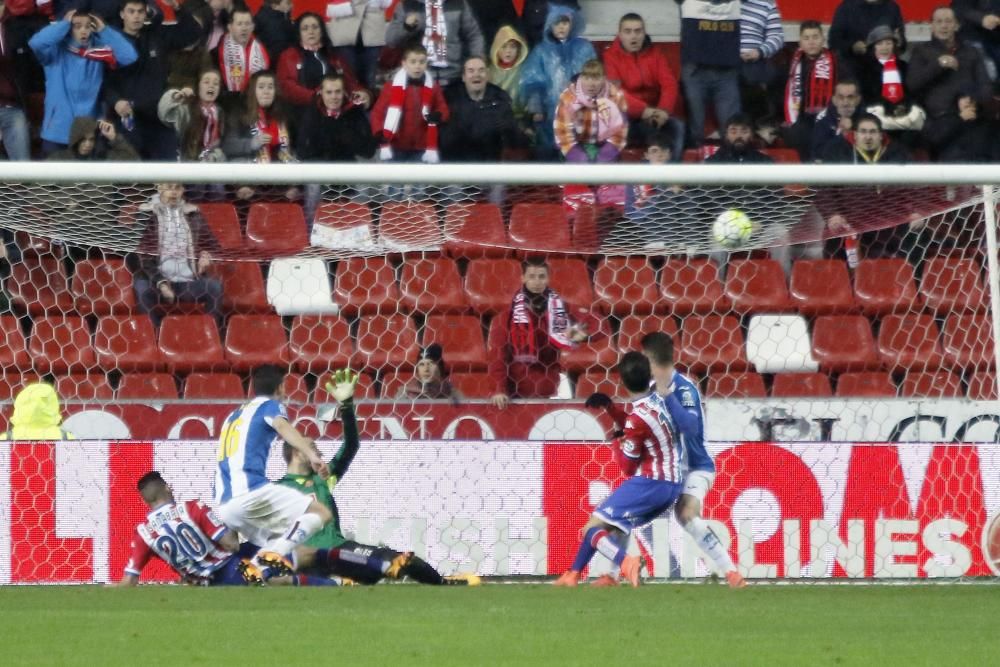 El Sporting cae ante el Espanyol (2-4)