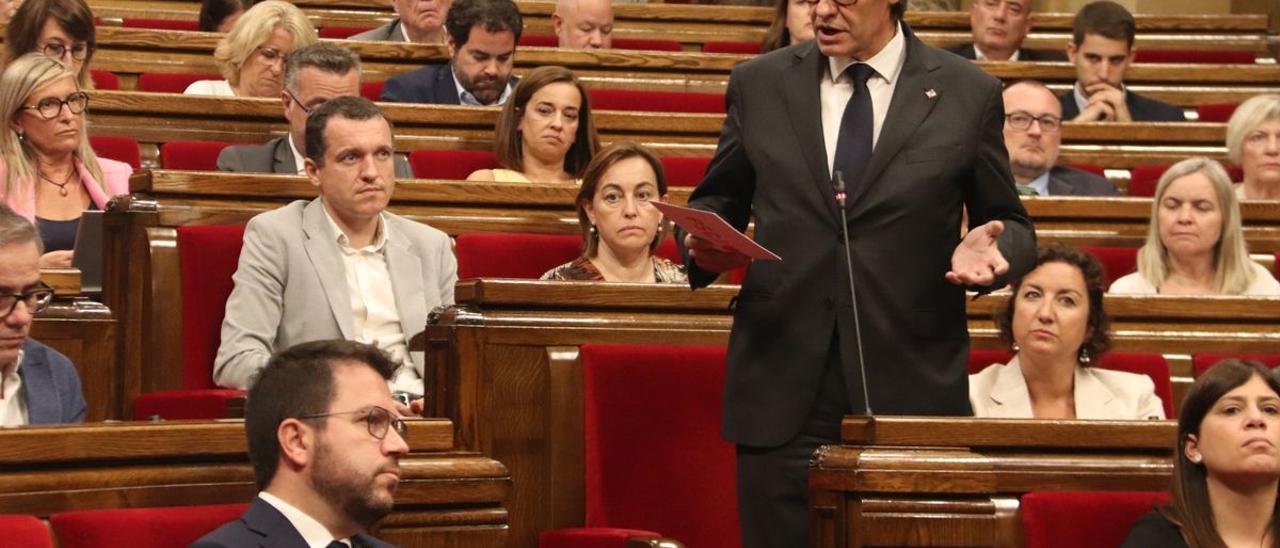 Salvador Illa, durante una intervención en el Parlament.