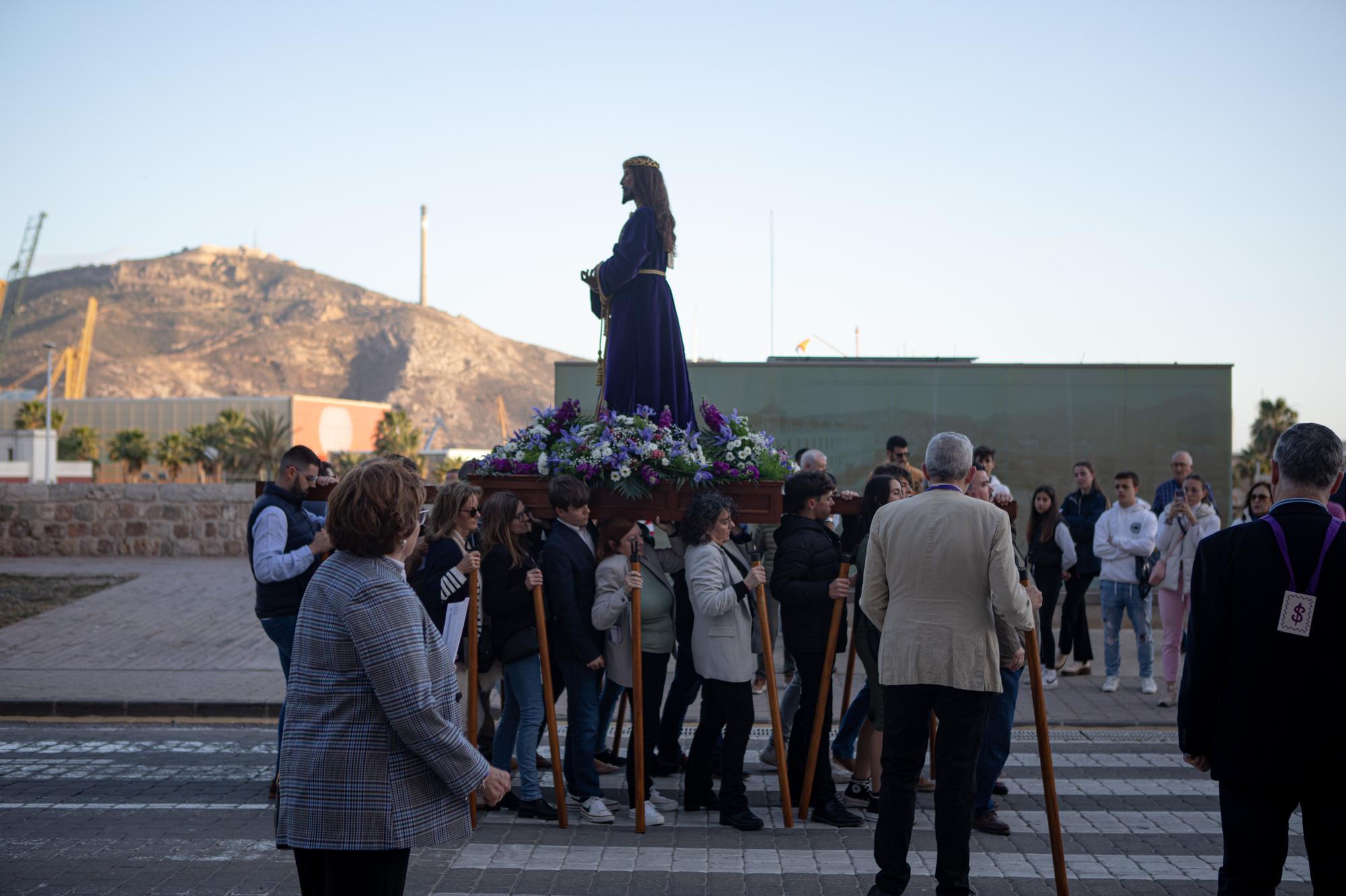 Traslado de los Cristos y Vírgenes de marrajos y californios en Cartagena