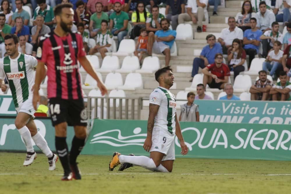 Galería gráfica:Las mejores fotos del Córdoba CF Tenerife.