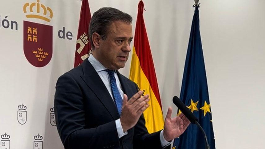 El Gobierno regional rechaza las celebraciones de Sánchez por el fin de la dictadura: &quot;Menos Franco y más financiación&quot;