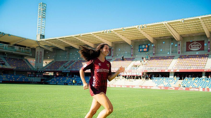 Clara Rivas, a pontevedresa que corre o marcador do Pontevedra CF: «Espero que pensen un pouco en nós»