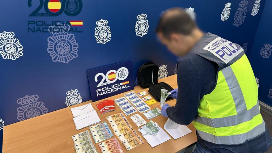 Tres detenidos en Alicante por dos timos del &quot;tocomocho&quot; a personas mayores