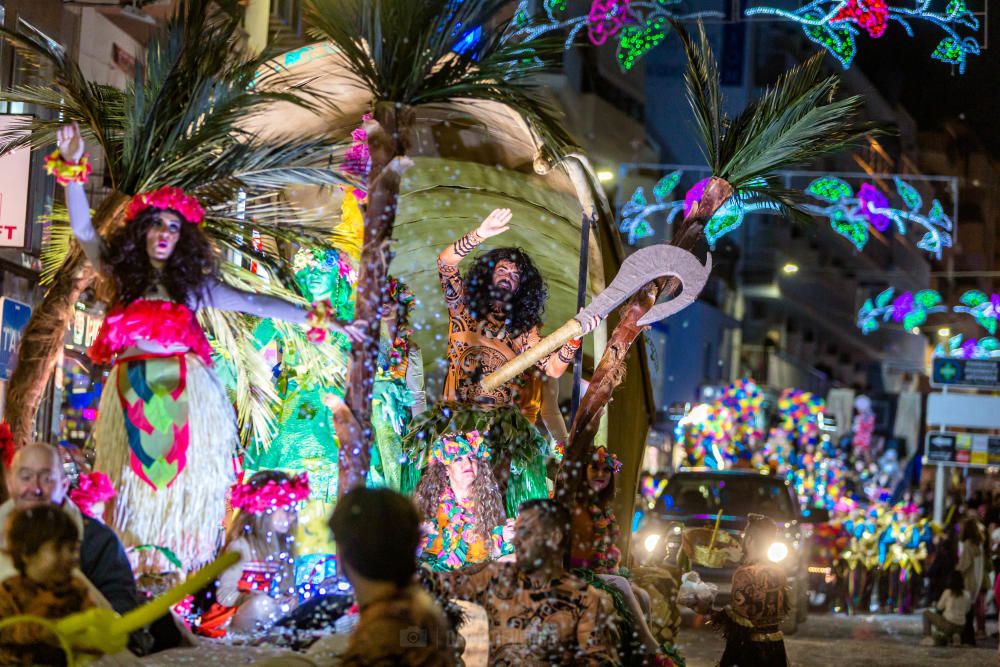 Desfile de carrozas de las fiestas de Benidorm