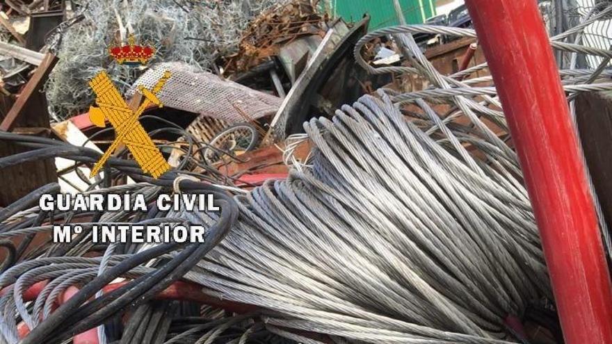 Detenidos dos vecinos de Moraleja por robar 400 kilos de cable de aluminio