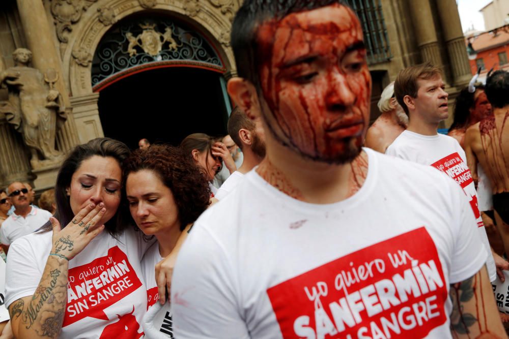 Protesta contra el maltractament animal als Sanfermines de Pamplona