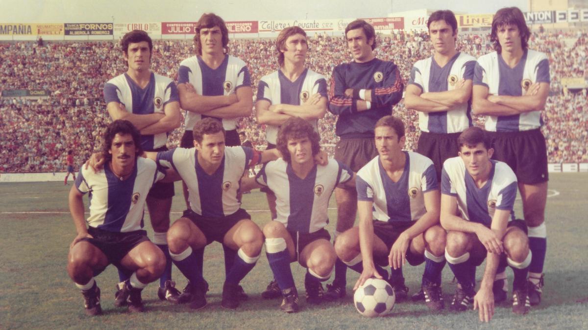 1 de febrero de 1976, Hércules 1-2 Real Madrid José Antonio, Saccardi, Rivera, Deusto, Quique, Giuliano - Juanito, Baena, Barrios, Juan Carlos y Carcelén.