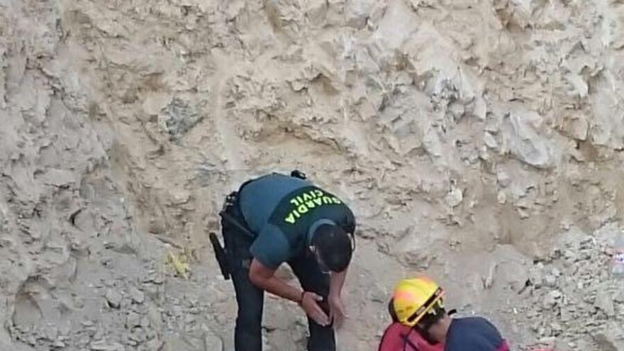 Rescatan a un hombre tras caer a una zanja de 5 metros en La Vila