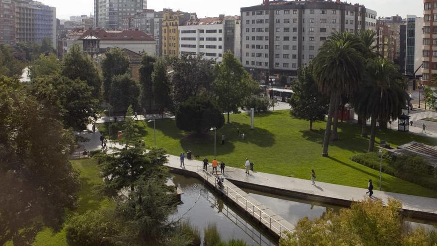 Denuncian una violación en plena calle en Gijón