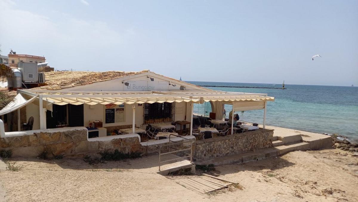 Das Restaurant El Bungalow in Ciutat Jardí.