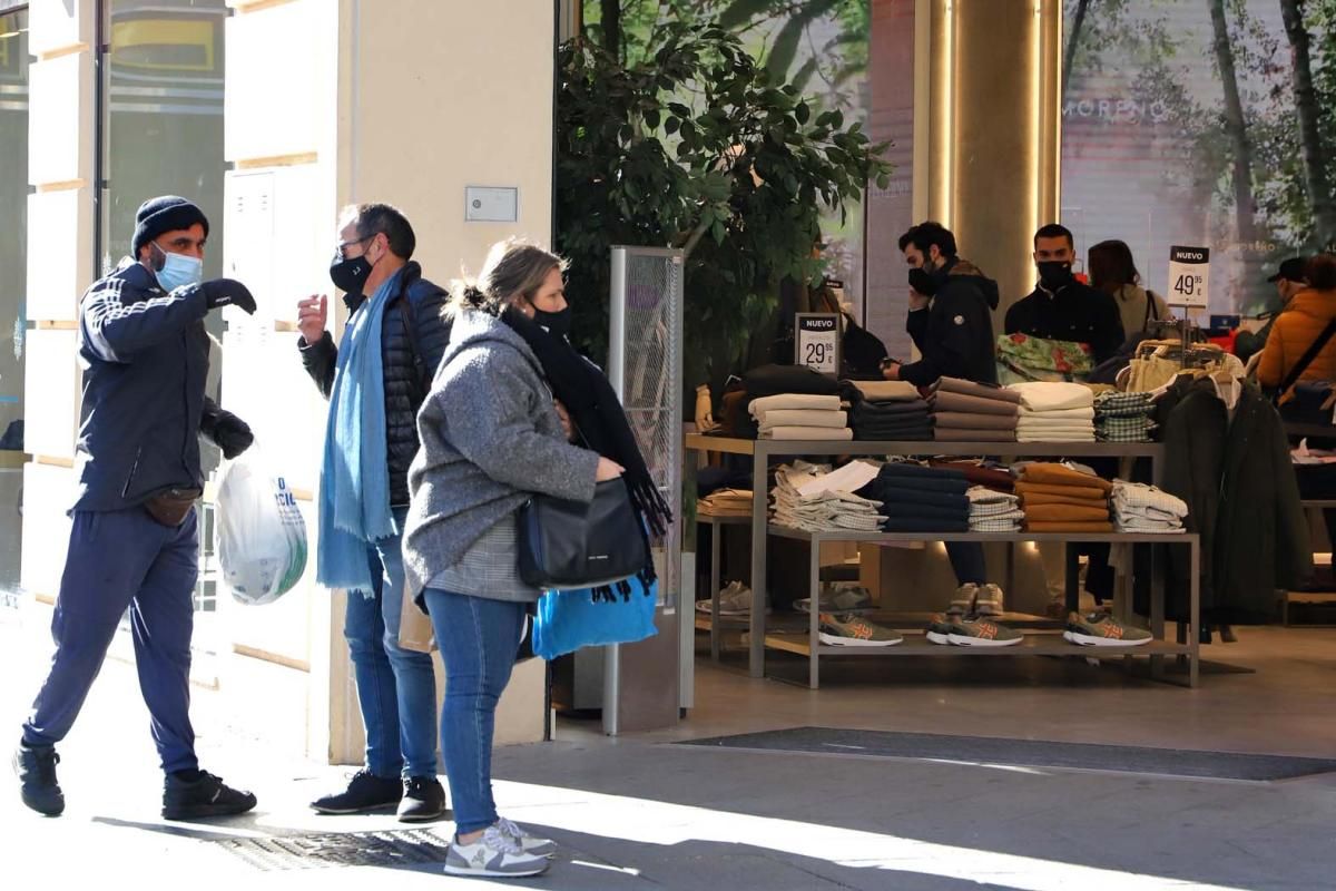 Navidad en Córdoba: El sol y las compras se imponen al frío