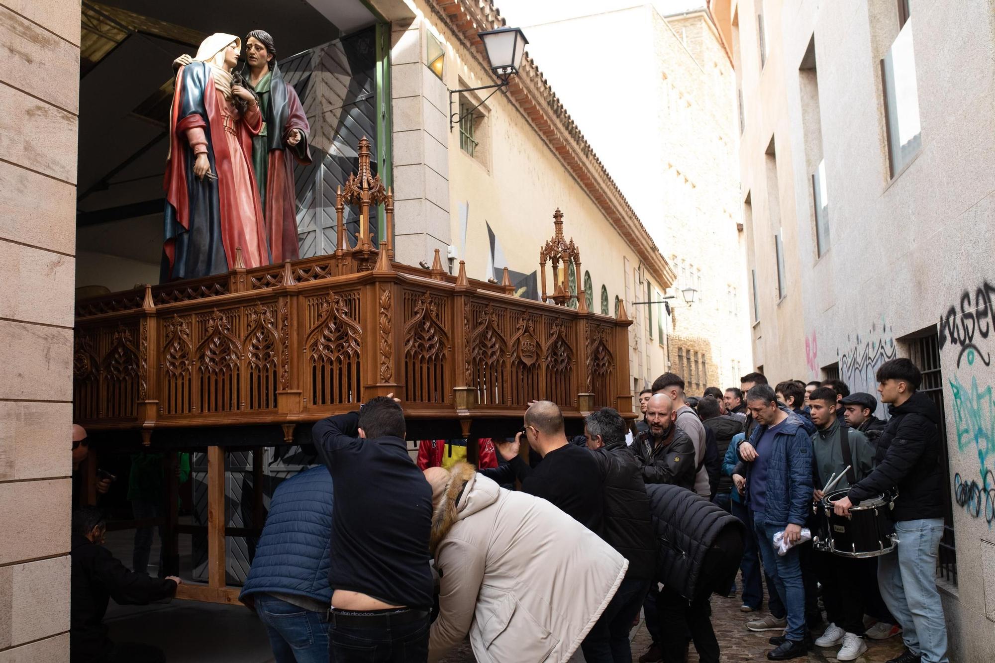 GALERÍA | Así ha sido el traslado de los grupos escultóricos de Zamora a la carpa