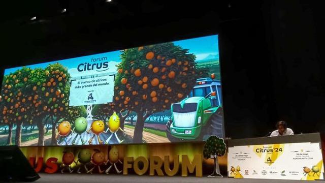 Momento de la intervención de Citriaforo en el evento internacional Citrus Forum 2024. | FECOAM