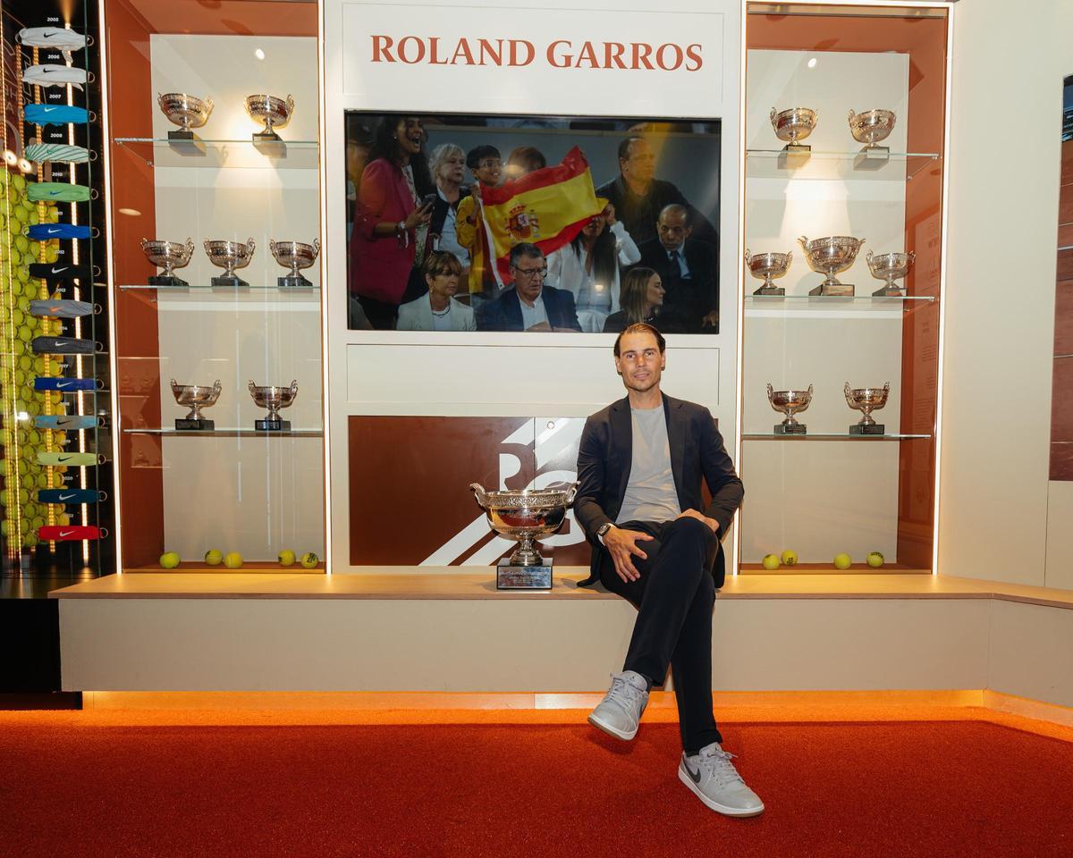 Rafa Nadal posa son sus Roland Garros.