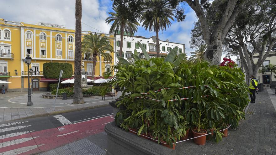 La Plaza Cairasco y la Alameda de Colón se preparan para el rodaje con Jennifer López