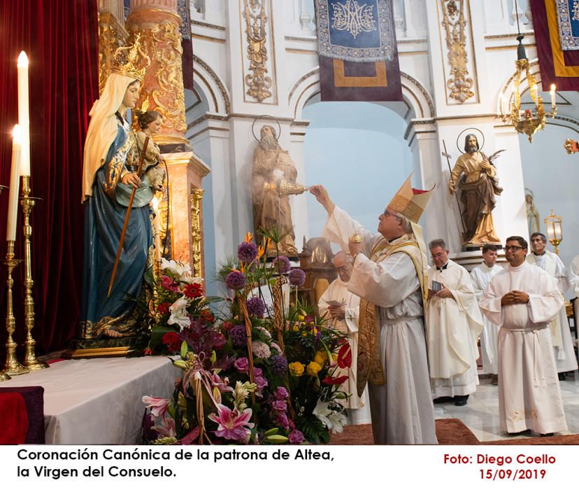 Medio millar de alteanos le ofrendaron sus flores a la Virgen