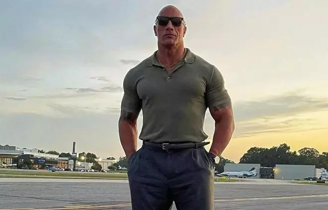 El entrenador de 'La Roca' revela los únicos ejercicios que necesitas para estar fuerte