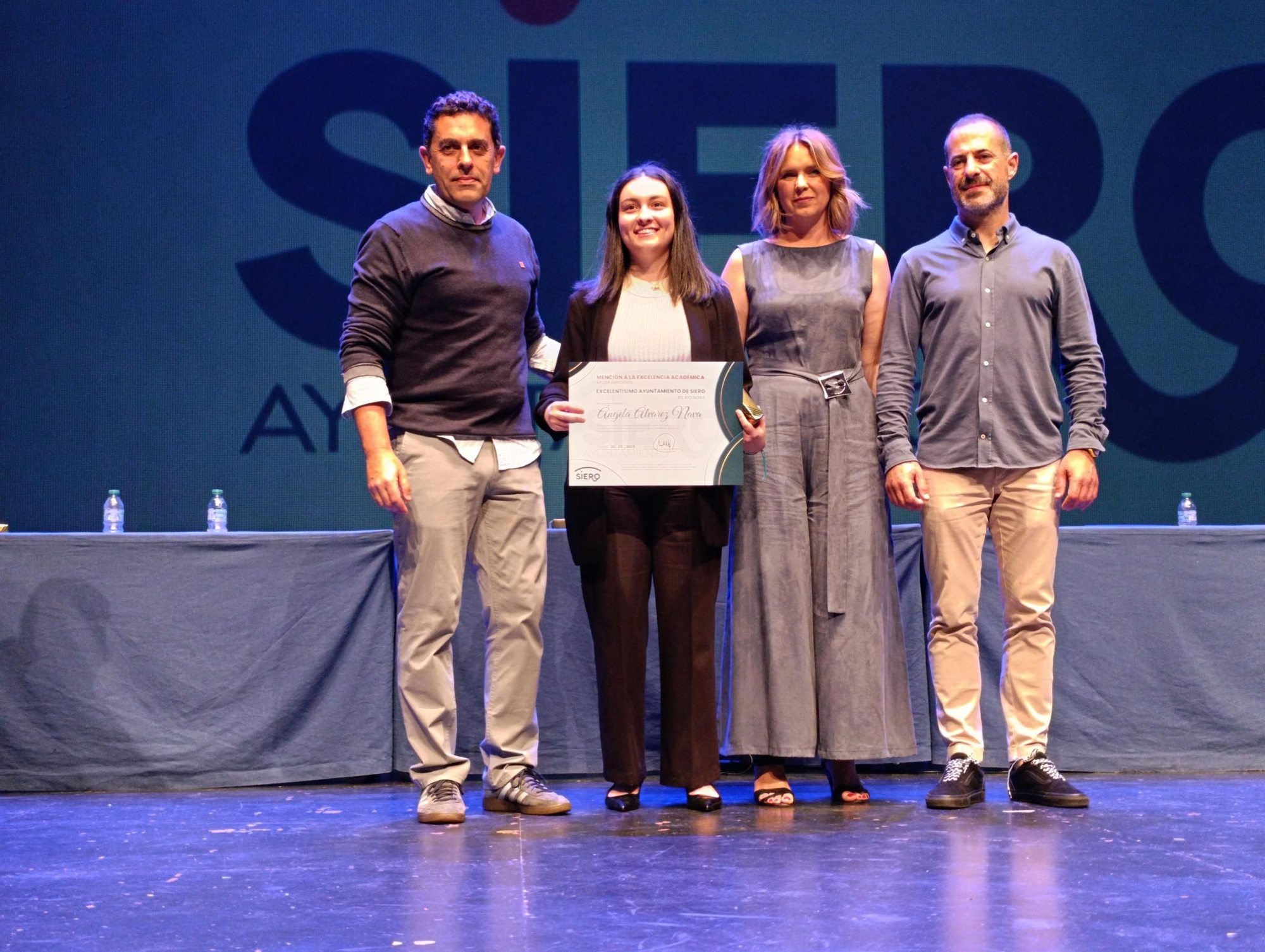 La excelencia académica se premia en Siero