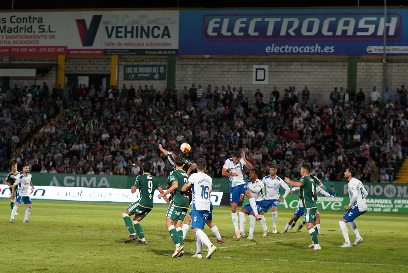 Las imágenes del Cacereño-Tenerife