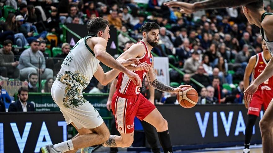 Yusta, Robinson y Joaquín, triplete de lujo: las puntuaciones del Dinamo Sassari-Casademont Zaragoza