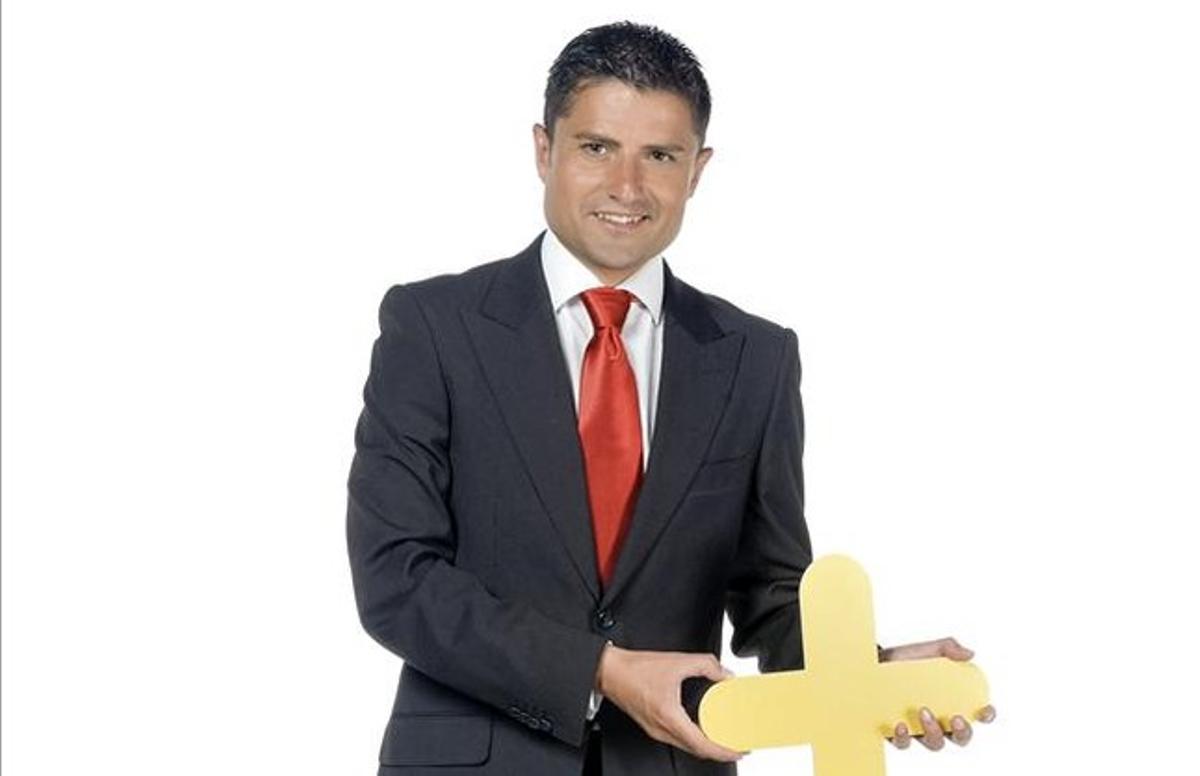 Alfonso Merlos, presentador d’’Al día’ a 13 TV. Alfonso Merlos, presentador d’’Al día’ a 13 TV.
