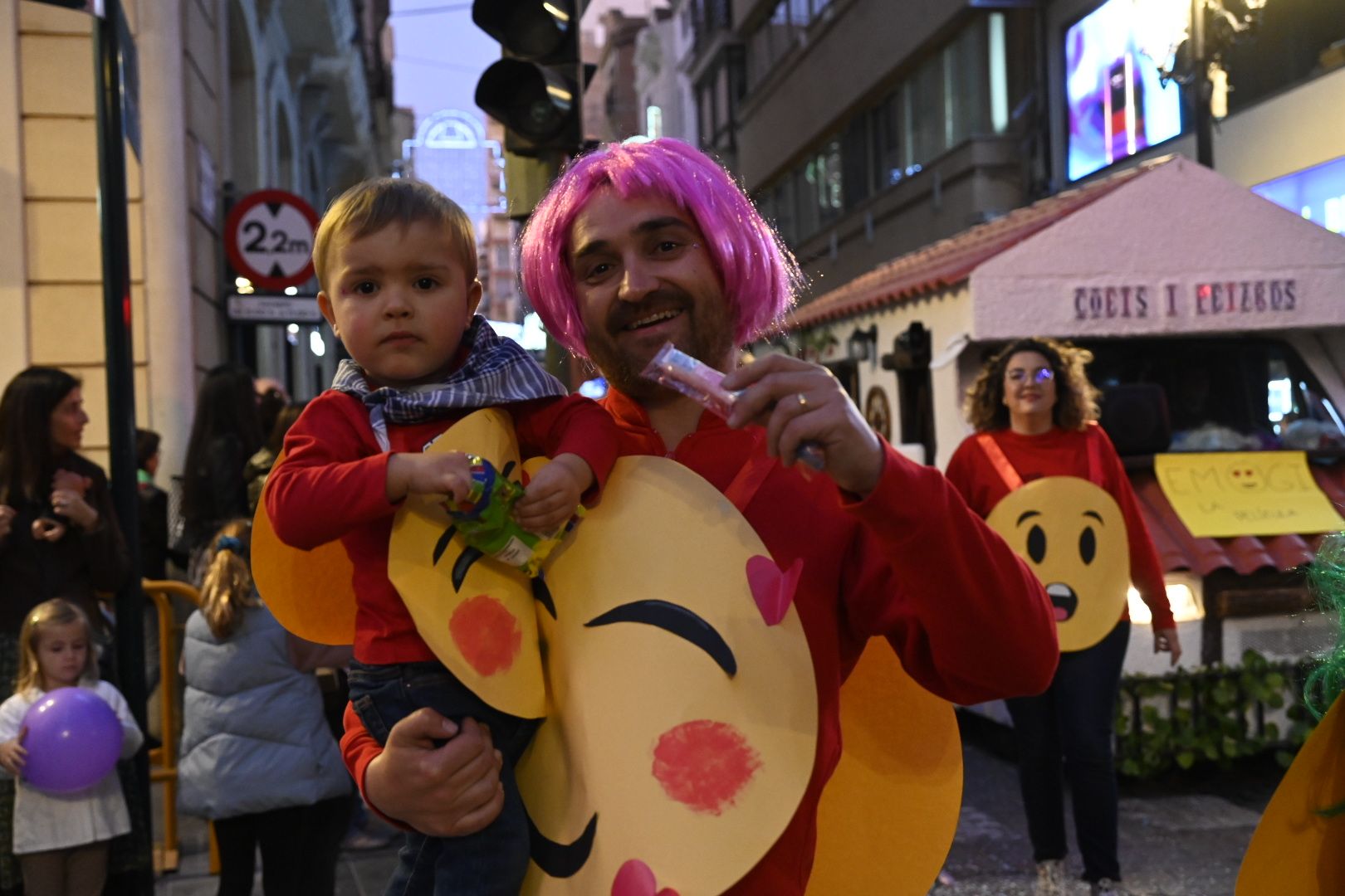 Desfile de collas y carros