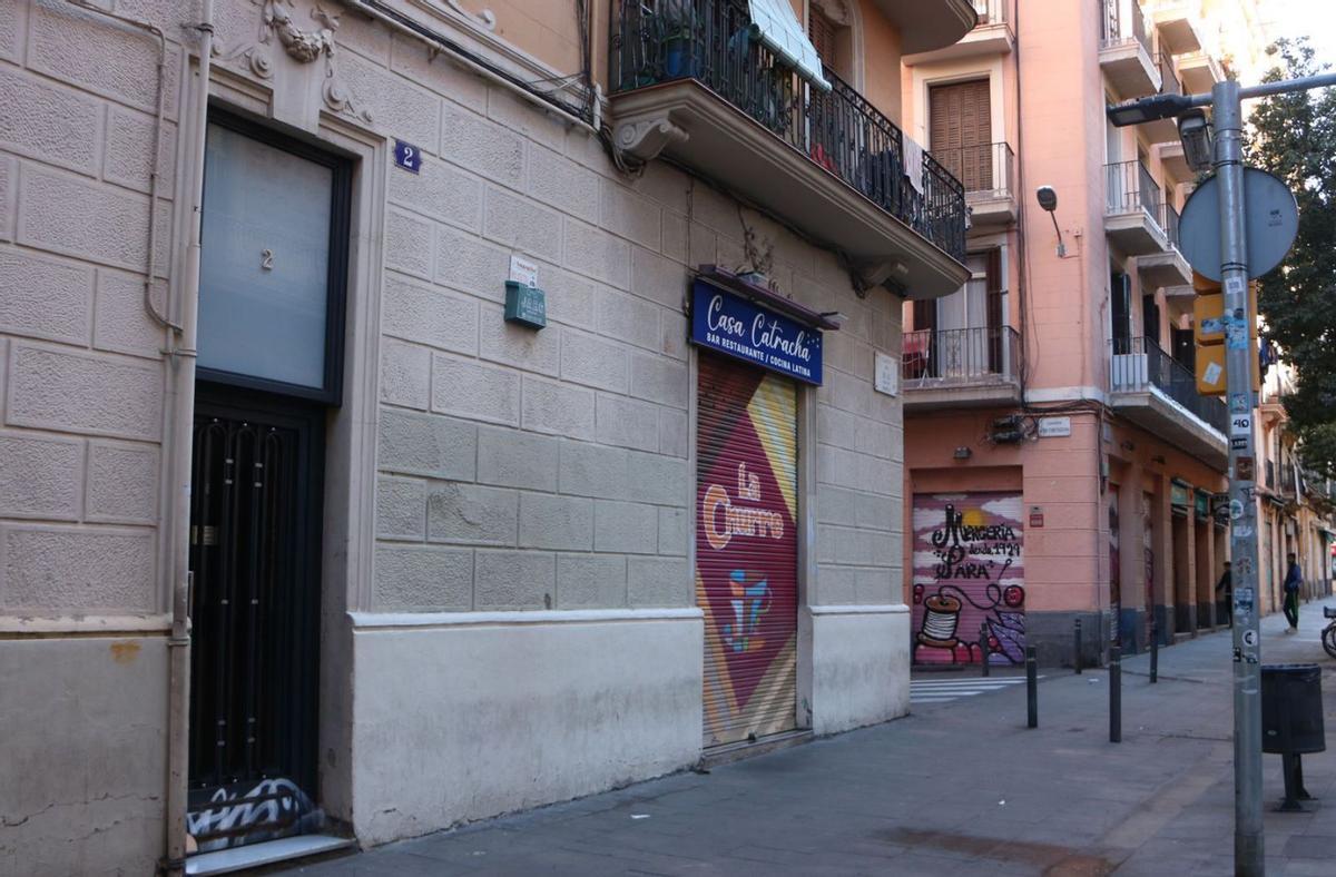 El carrer Blai del Poble-sec, on un home de 32 anys va morir tirotejat. | ARIADNA COMAS / ACN