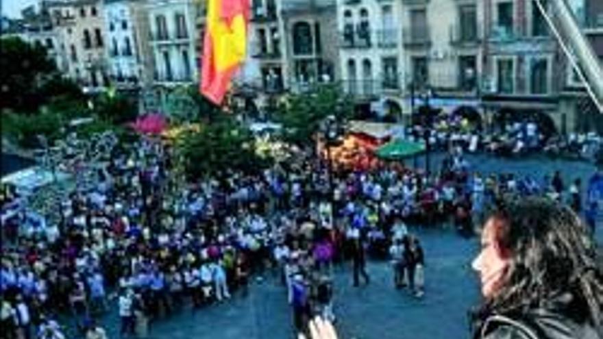 El pregón de Isi Cobos inaugura la última feria del gobierno socialista