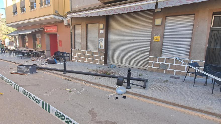 Arrancan de cuajo un cajero automático para robarlo en un pueblo de Castellón